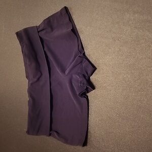 No boundaries yoga shorts size small